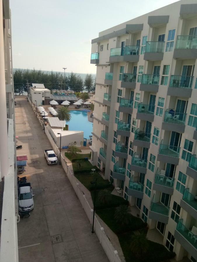Mosaic Condominiuma62M By Malai Mepim Kültér fotó